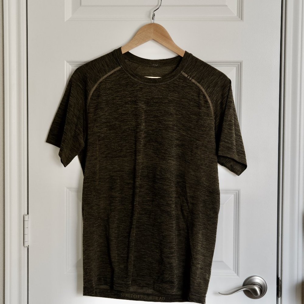 lululemon metal vent, dark olive, medium
